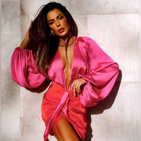 💗❤️ NWT The Dolls House Fashion Beaudelle Set in Red and Pink Satin - Picture 4 of 16